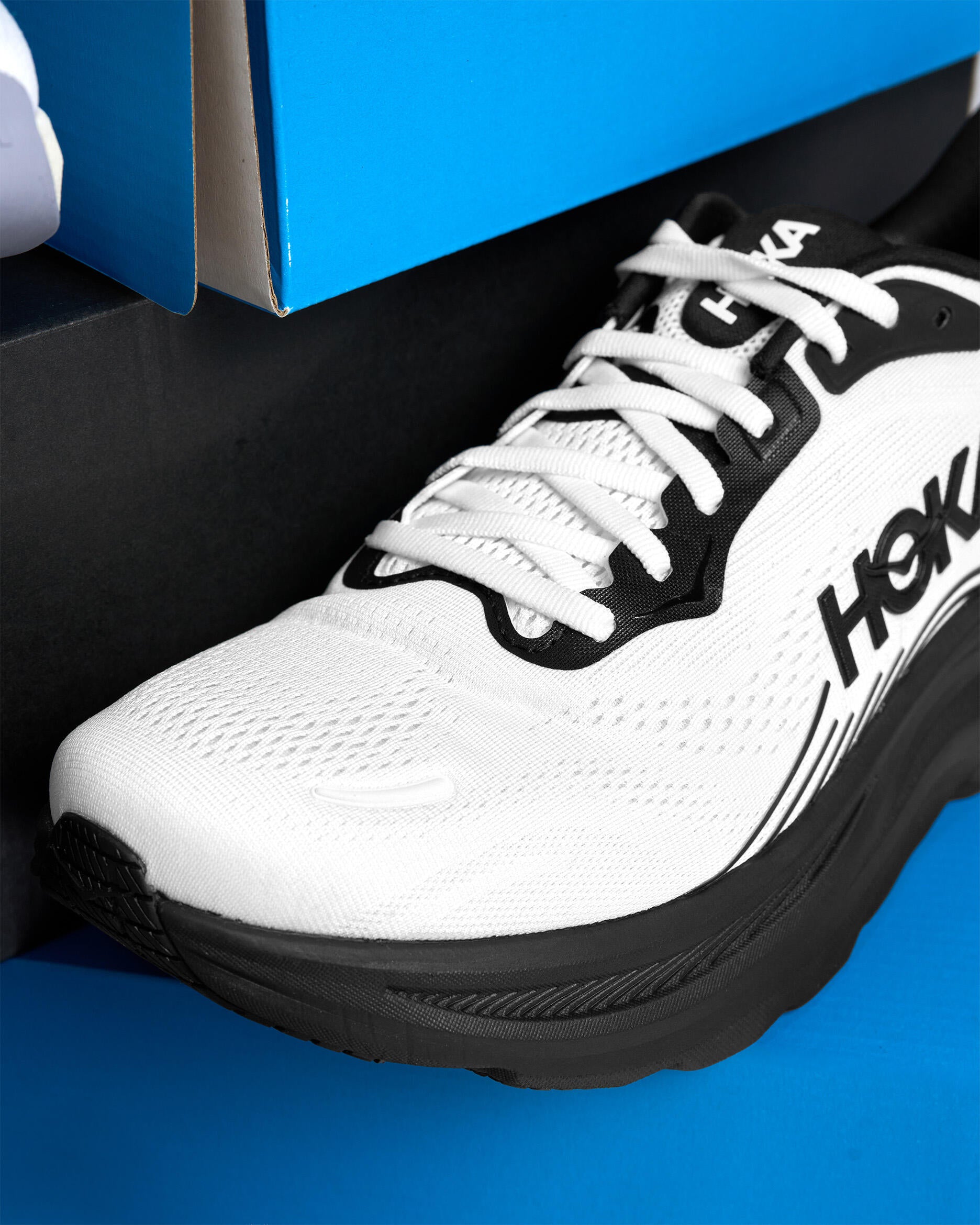 Hoka Clifton 11