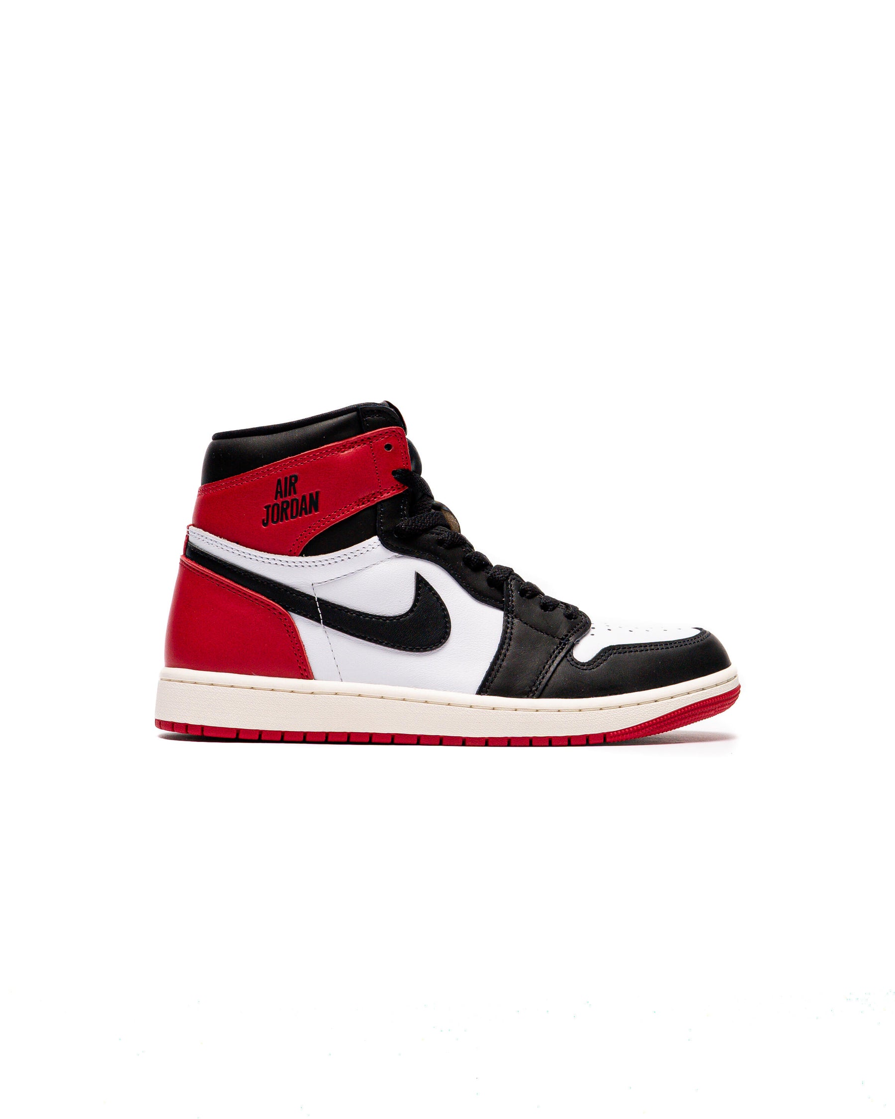 Air Jordan 1 Retro High OG 'Black Toe Reimagined'