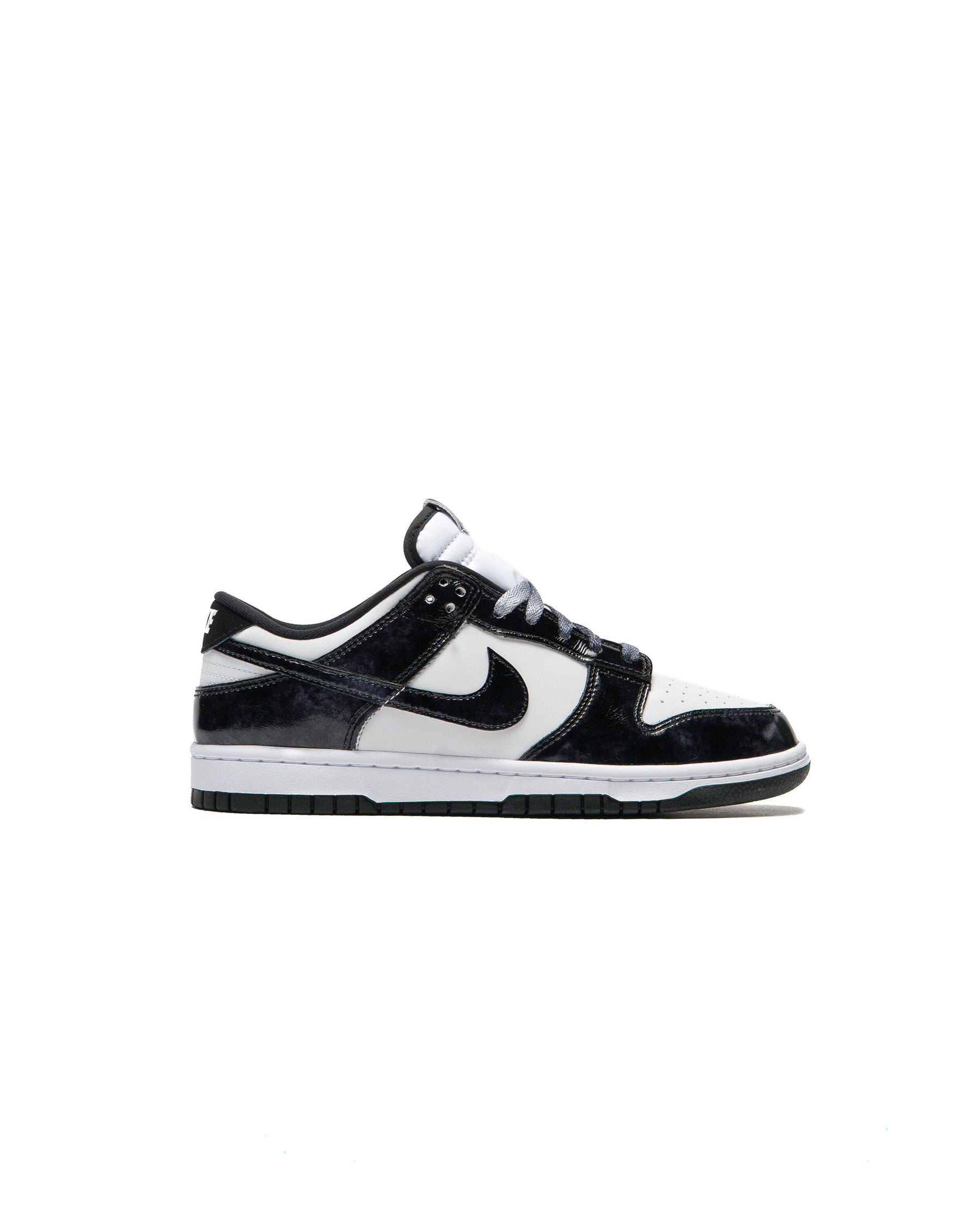 Nike DUNK LOW RETRO SE