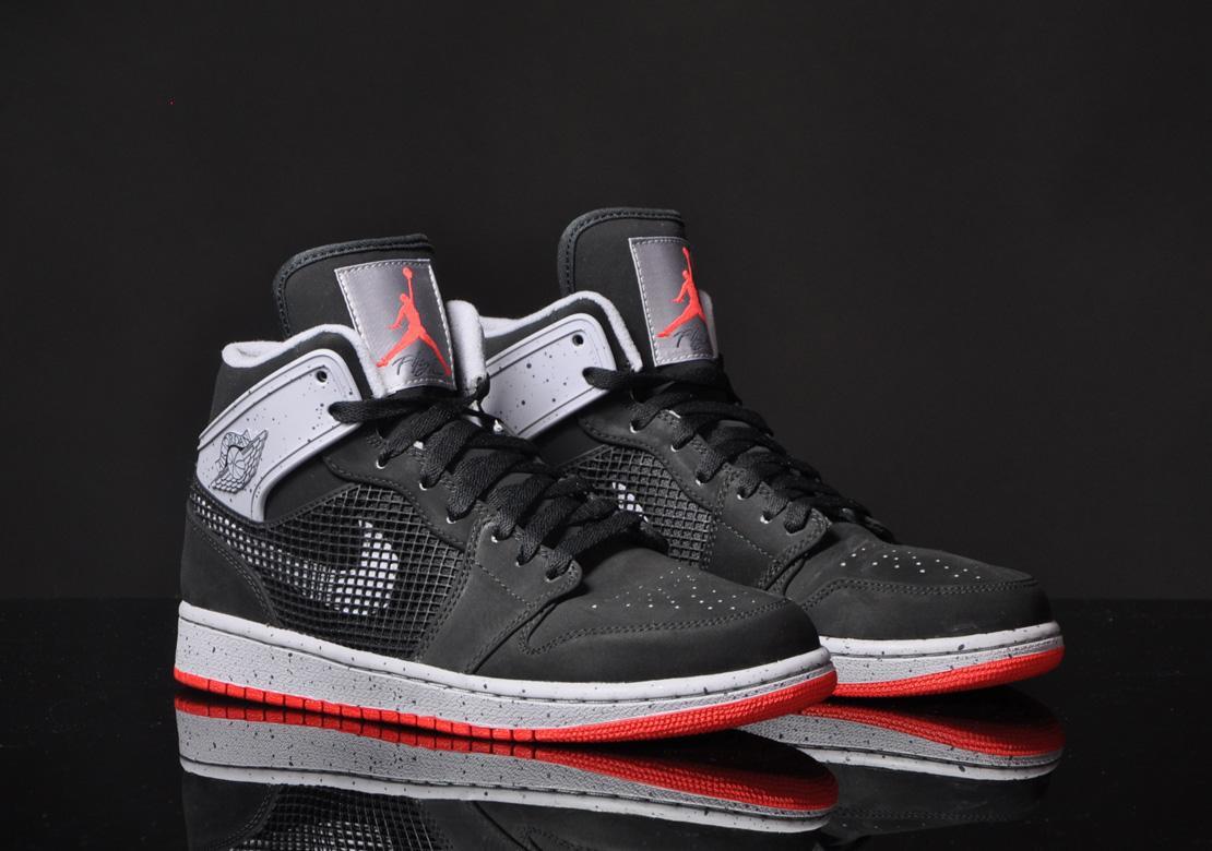Air Jordan 1 Retro '89