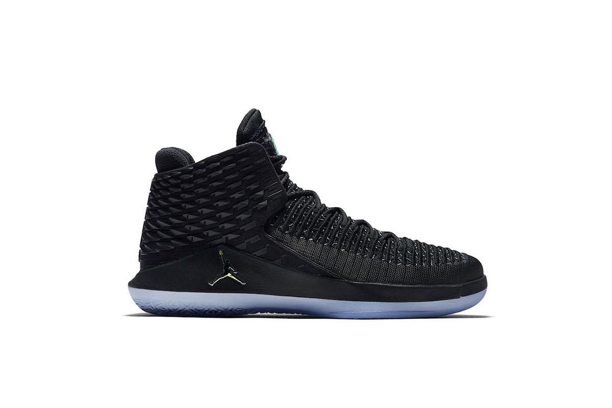 Air Jordan Xxxii "Black Cat"