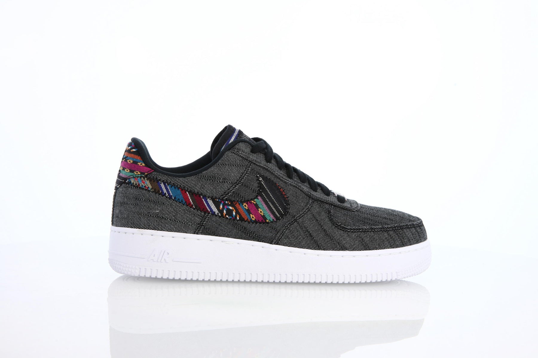 Nike Air Force 1 '07 Lv8 "Black N White"