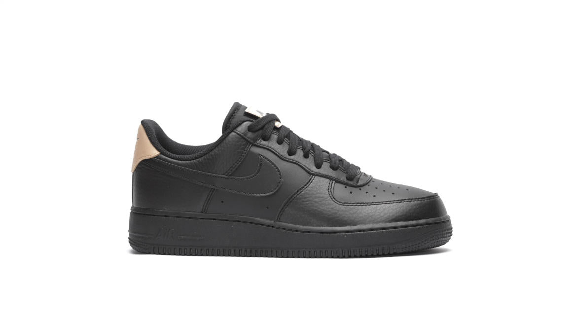 Nike Air Force 1 High-Top '07 LV8 "Triple Black"
