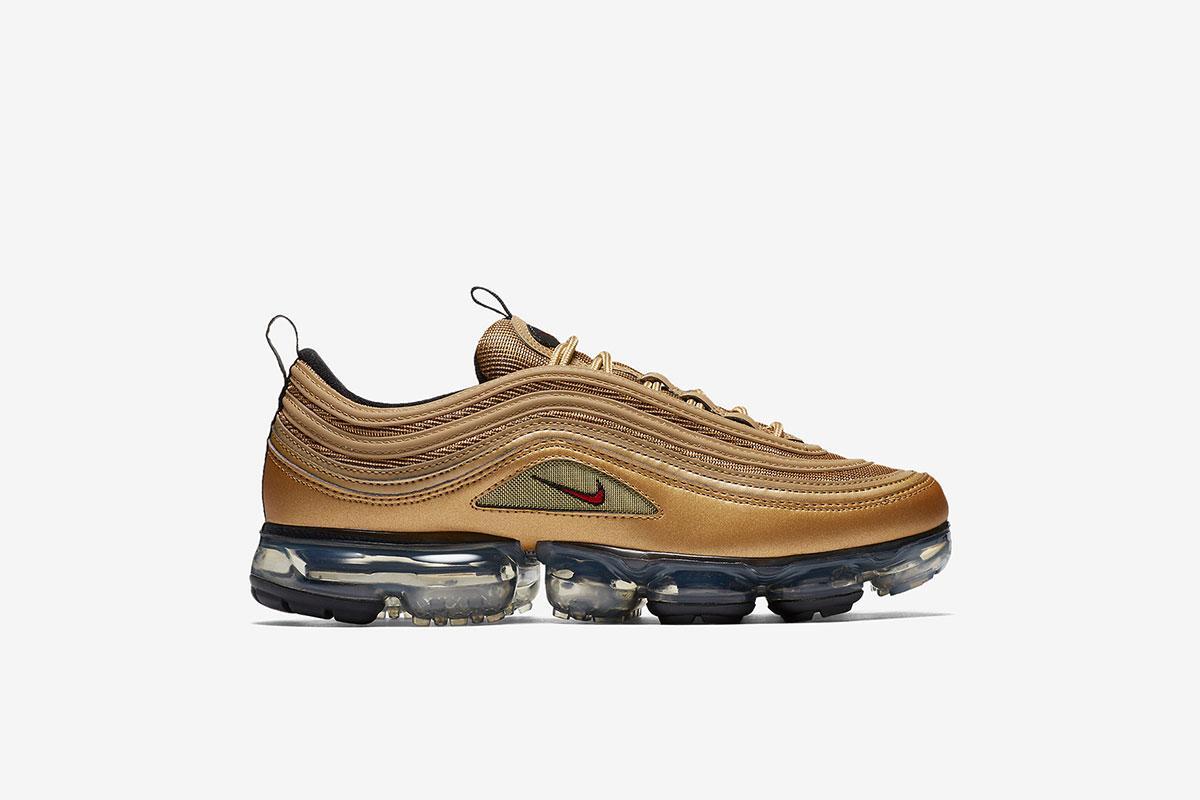 Nike Air Vapormax '97 "Metallic Gold"