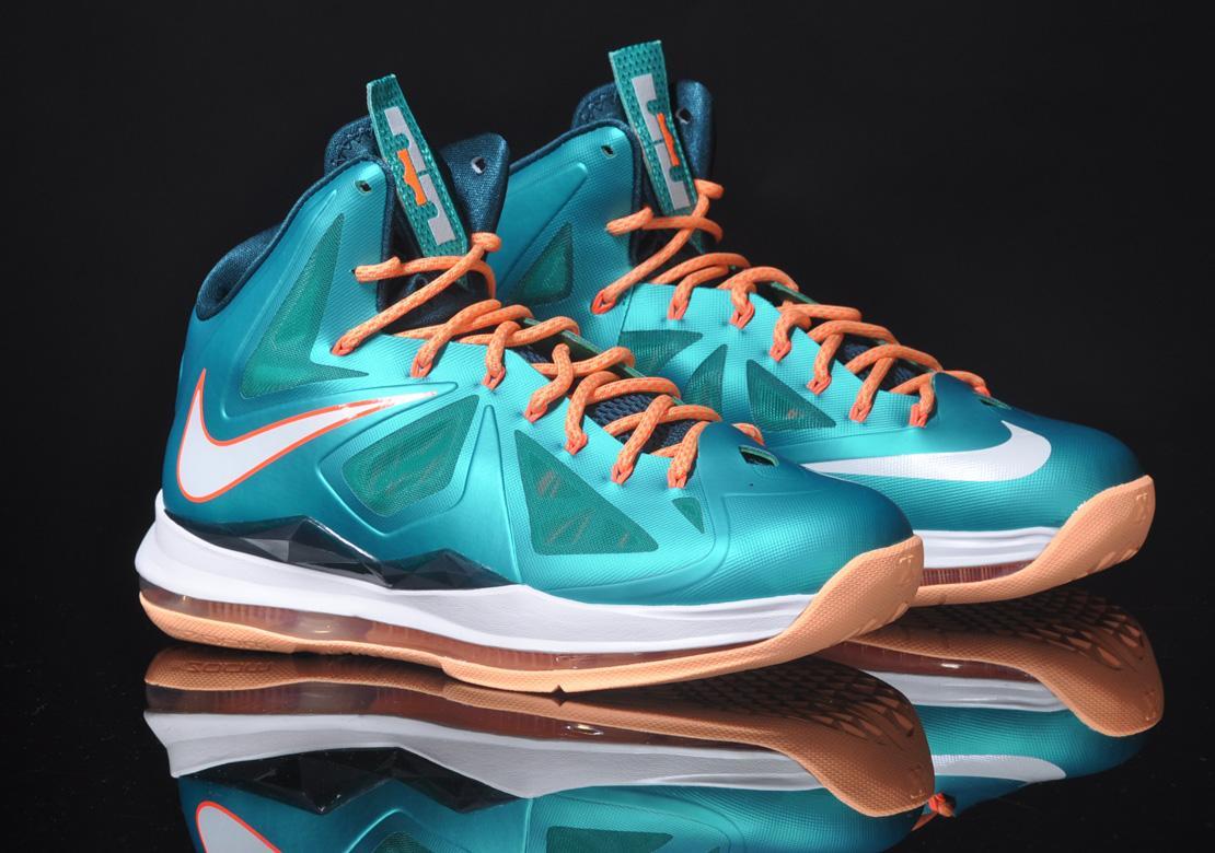 Nike LeBron X Dolphins