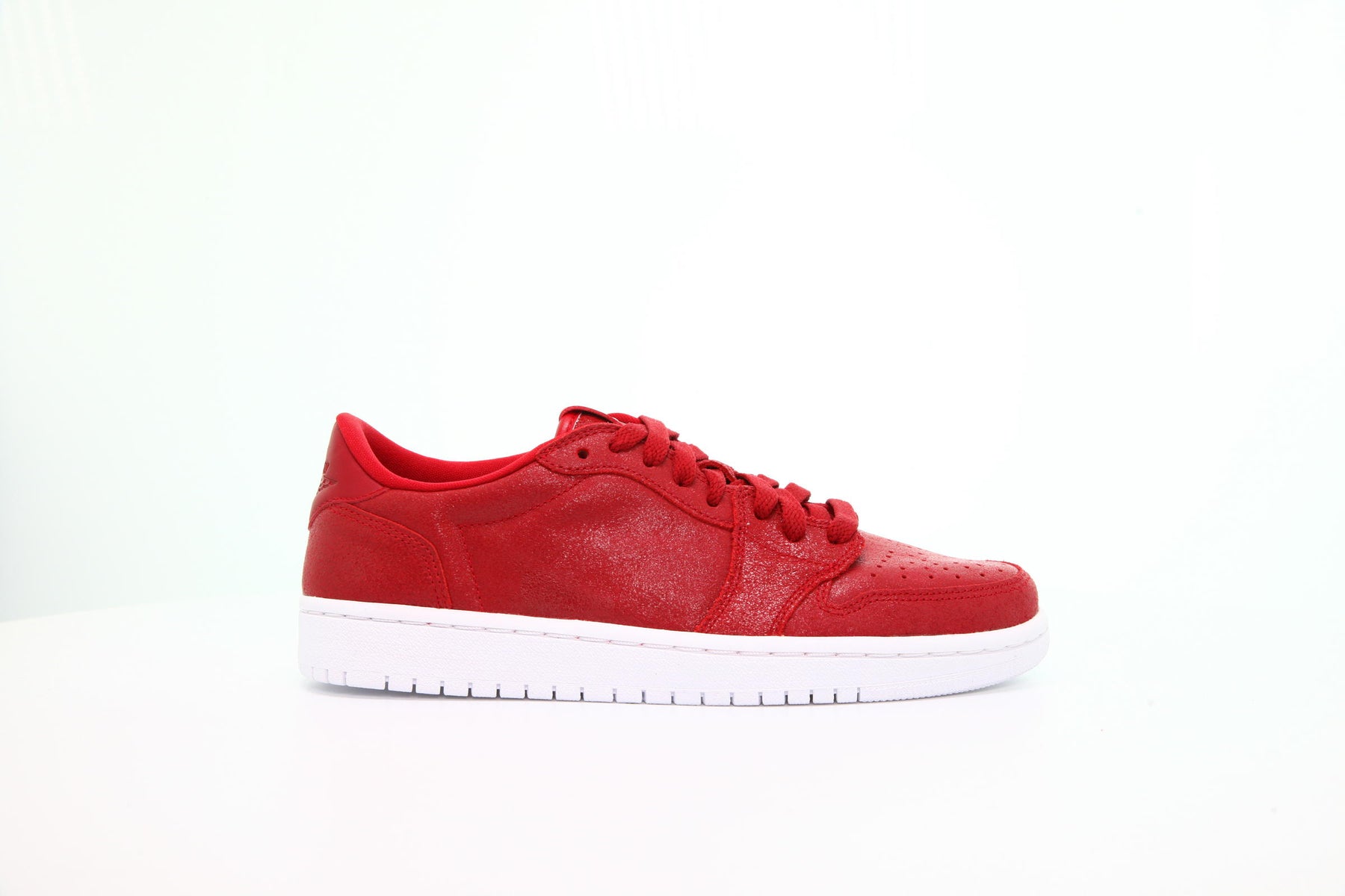 Nike WMNS Air Jordan 1 Retro Low NS