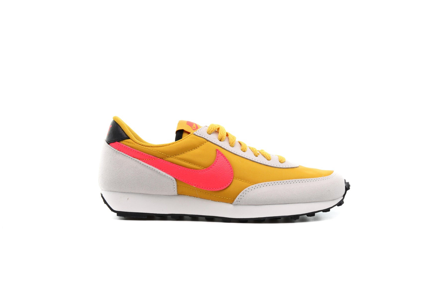 Nike WMNS DAYBREAK "DARK SULFUR"