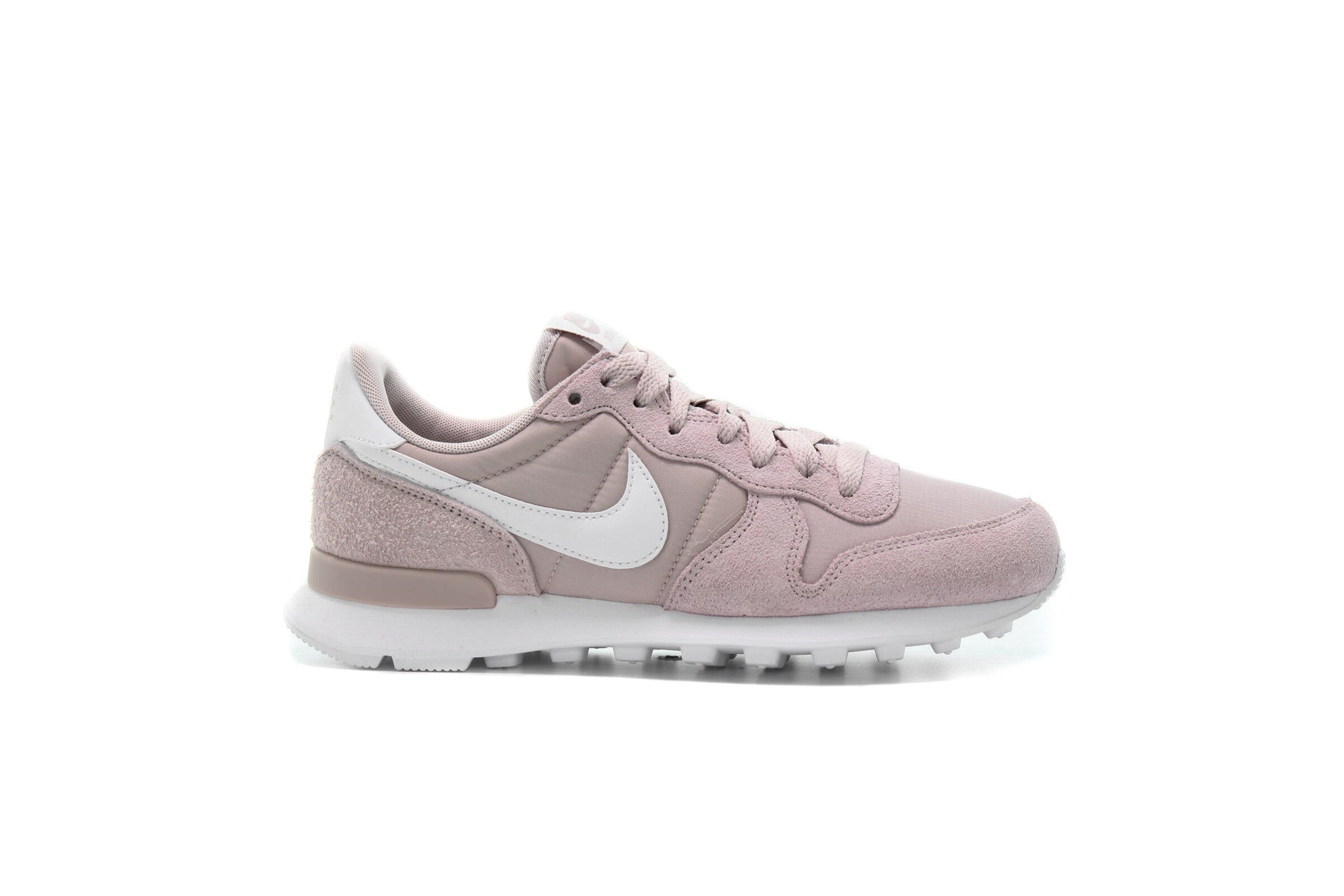 Nike WMNS INTERNATIONALIST "PLATINUM VIOLET"