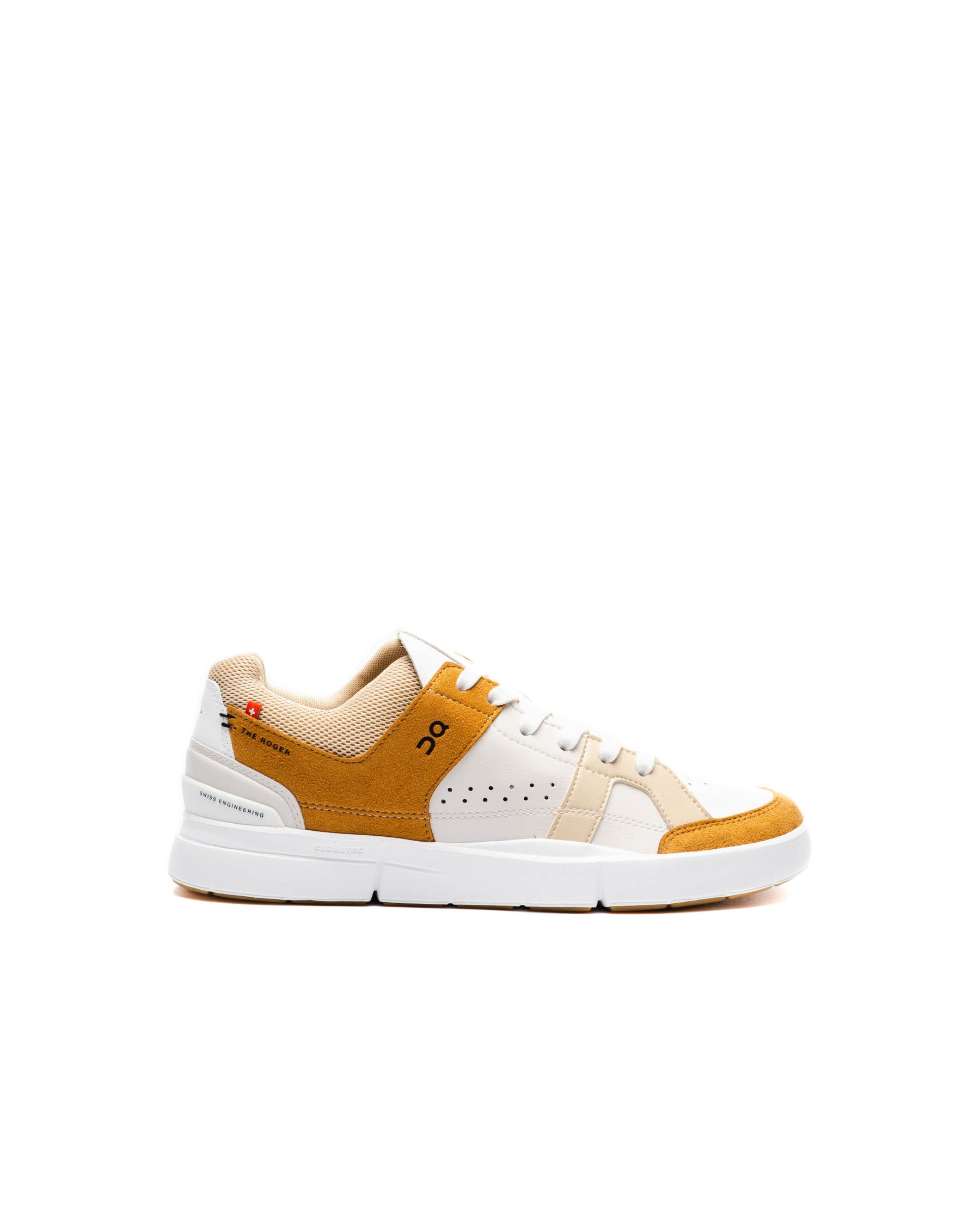 ON Running WMNS THE ROGER CLUBHOUSE "ALMOND"