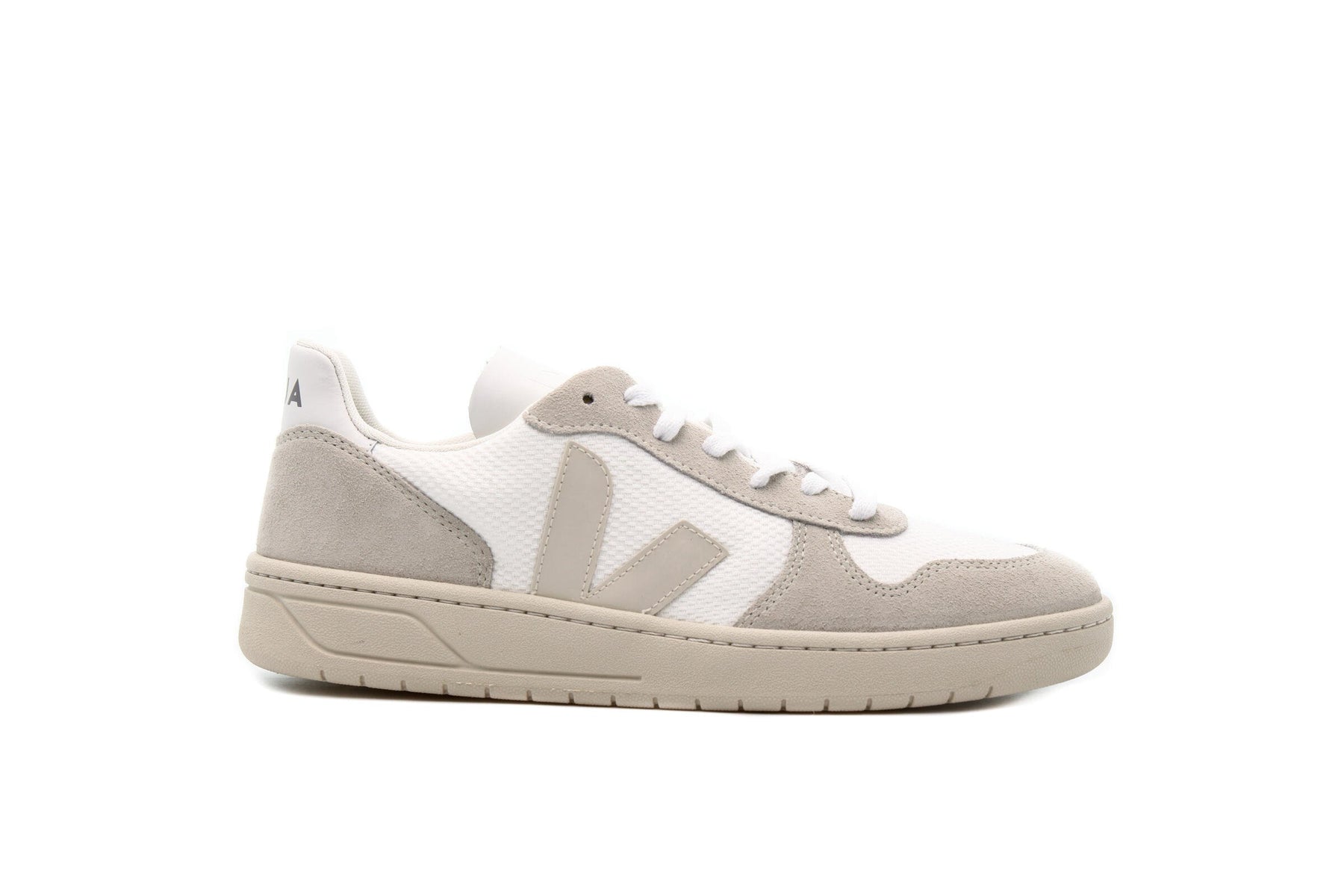 Veja V-10 B-MESH "White"
