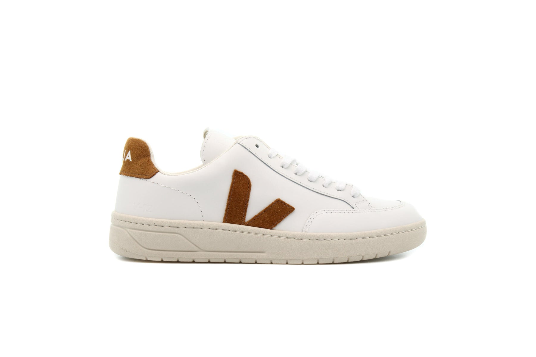 Veja WMNS V-12 "CAMEL"